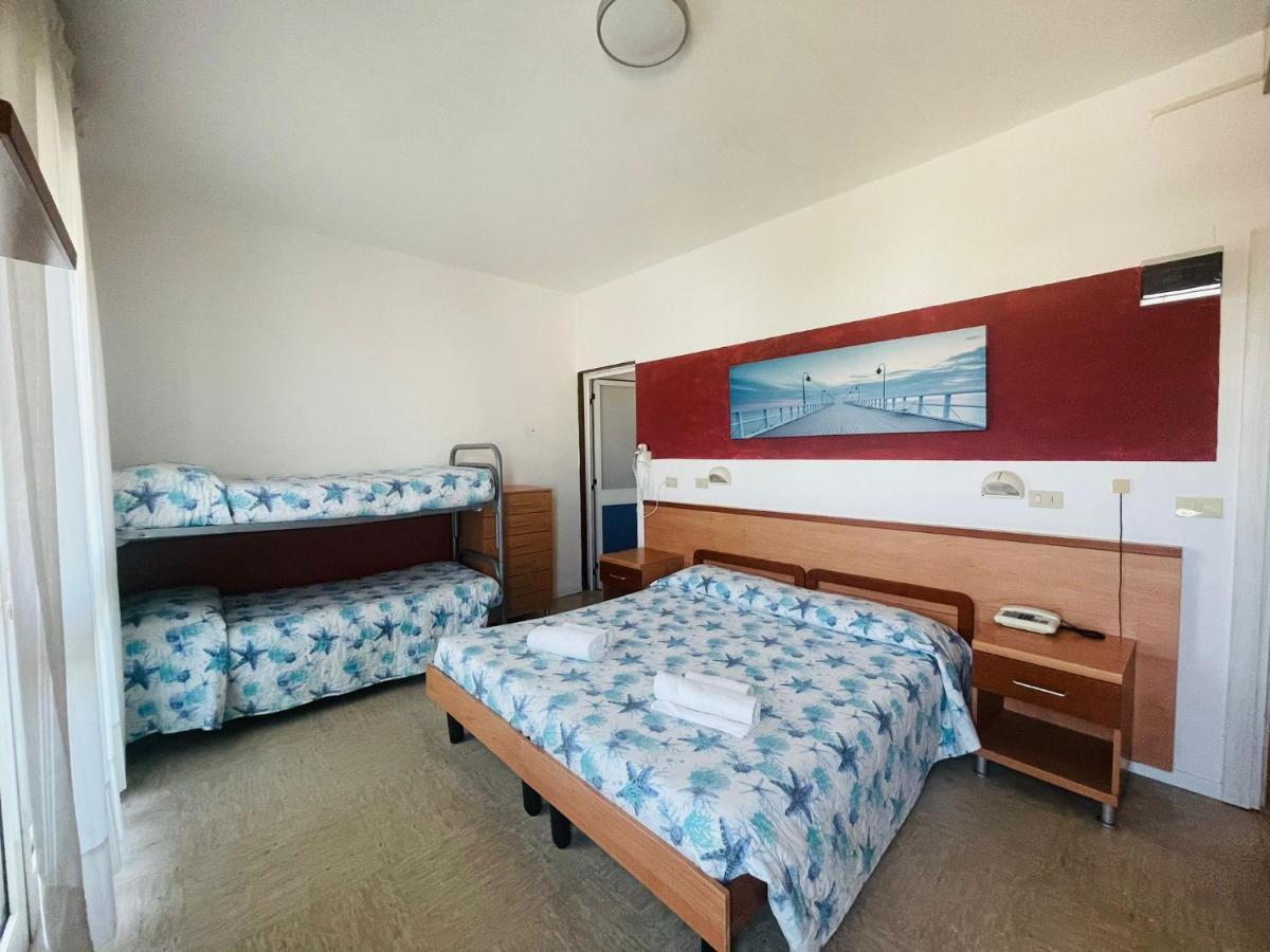 Hotel Vianello Lido di Jesolo Dış mekan fotoğraf