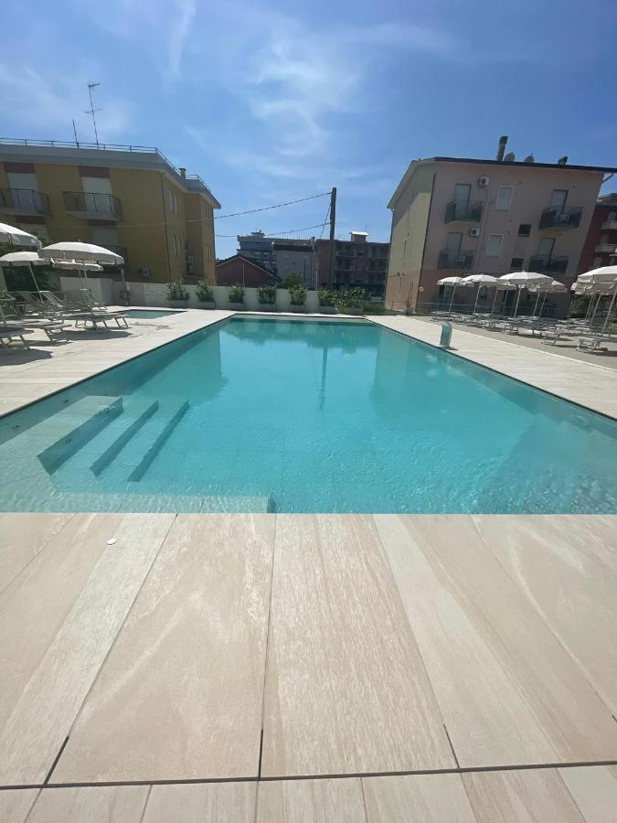Hotel Vianello Lido di Jesolo Dış mekan fotoğraf