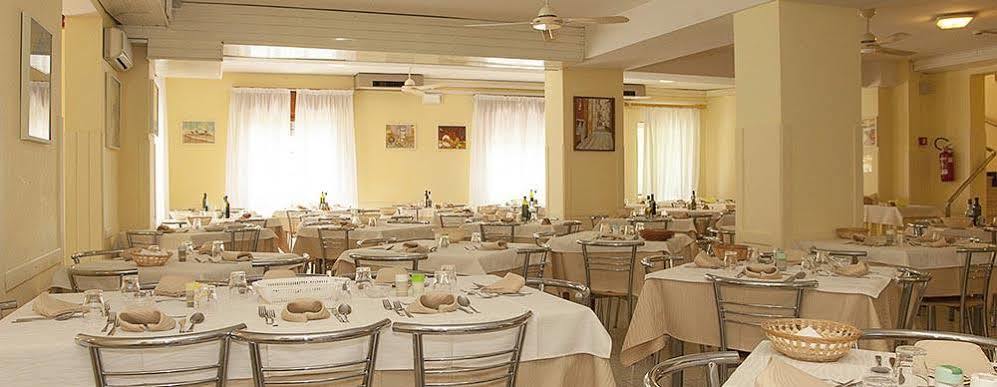 Hotel Vianello Lido di Jesolo Dış mekan fotoğraf