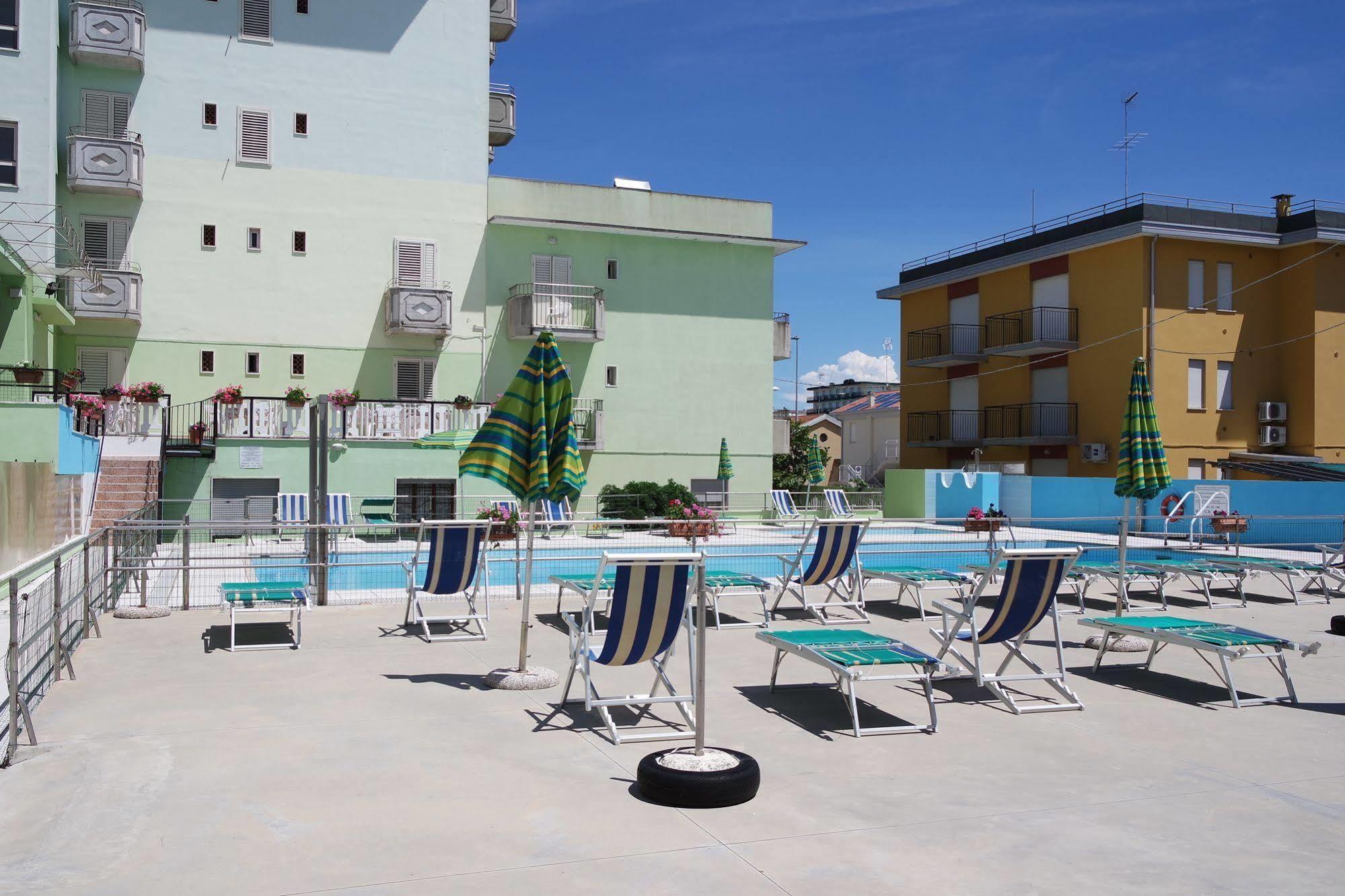 Hotel Vianello Lido di Jesolo Dış mekan fotoğraf